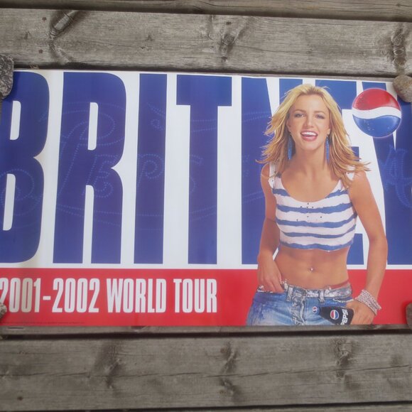 Collectible 2001-2002 Brittany Spears Pepsi Cola World Tour Concert Poster. - Picture 2 of 14